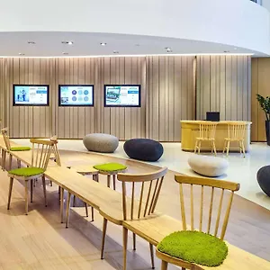 https://novotel-century.getmacauhotels.com